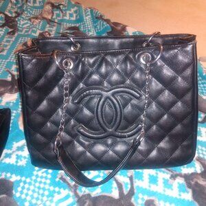 Chanel purse